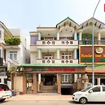 RedDoorz Nguyen Khang Hotel Tran Nao