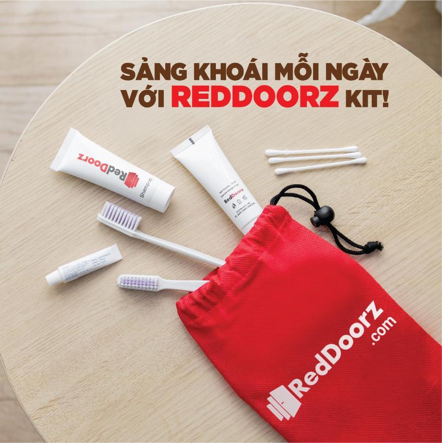 Reddoorz Nguyen Khang Tran Nao Khách sạn 2*